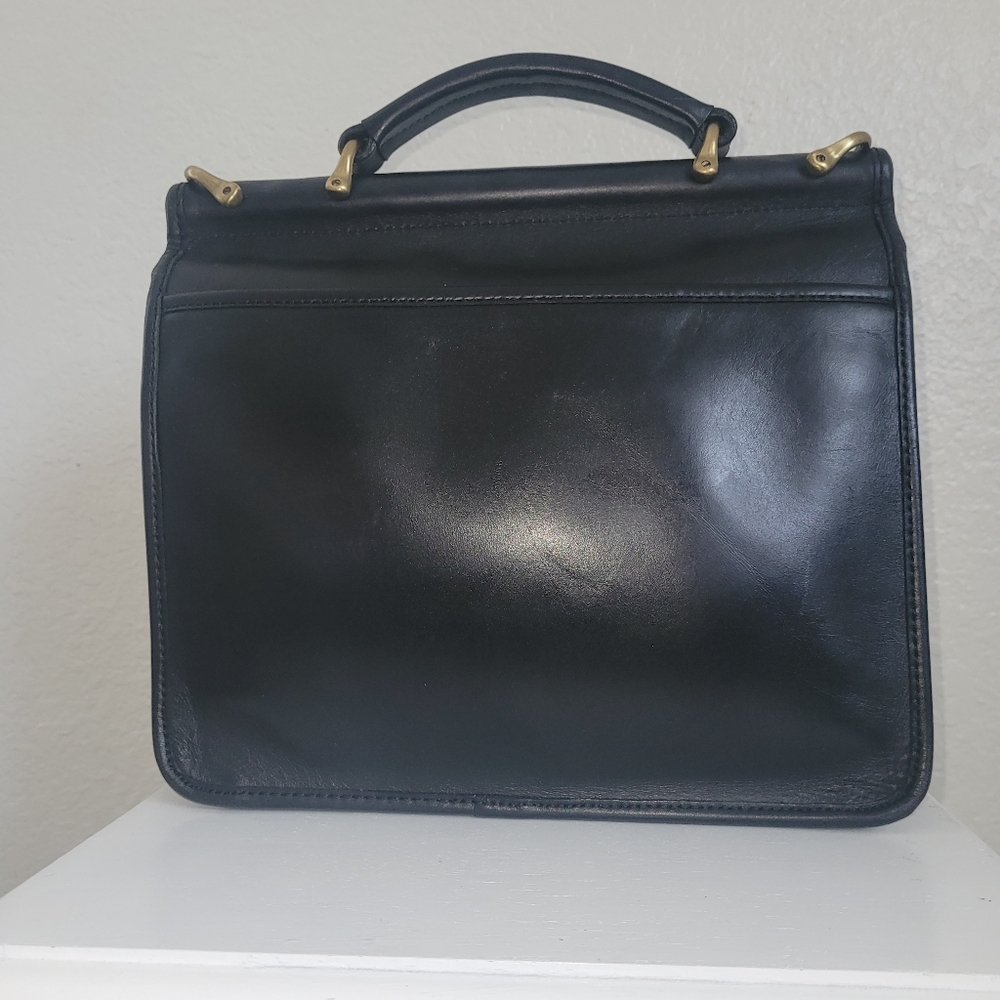 SOLD! Vintage Coach Black 2 Way Shoulder Bag Handbag Brass Hardware Turnlock - Picture 7 of 16